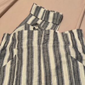 Brand new summer slacks with cuffs . Stretchy waistband. Front pockets in front